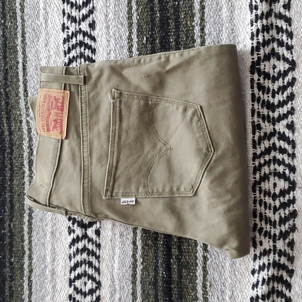 Levi's 311 Shaping Skinny Pants